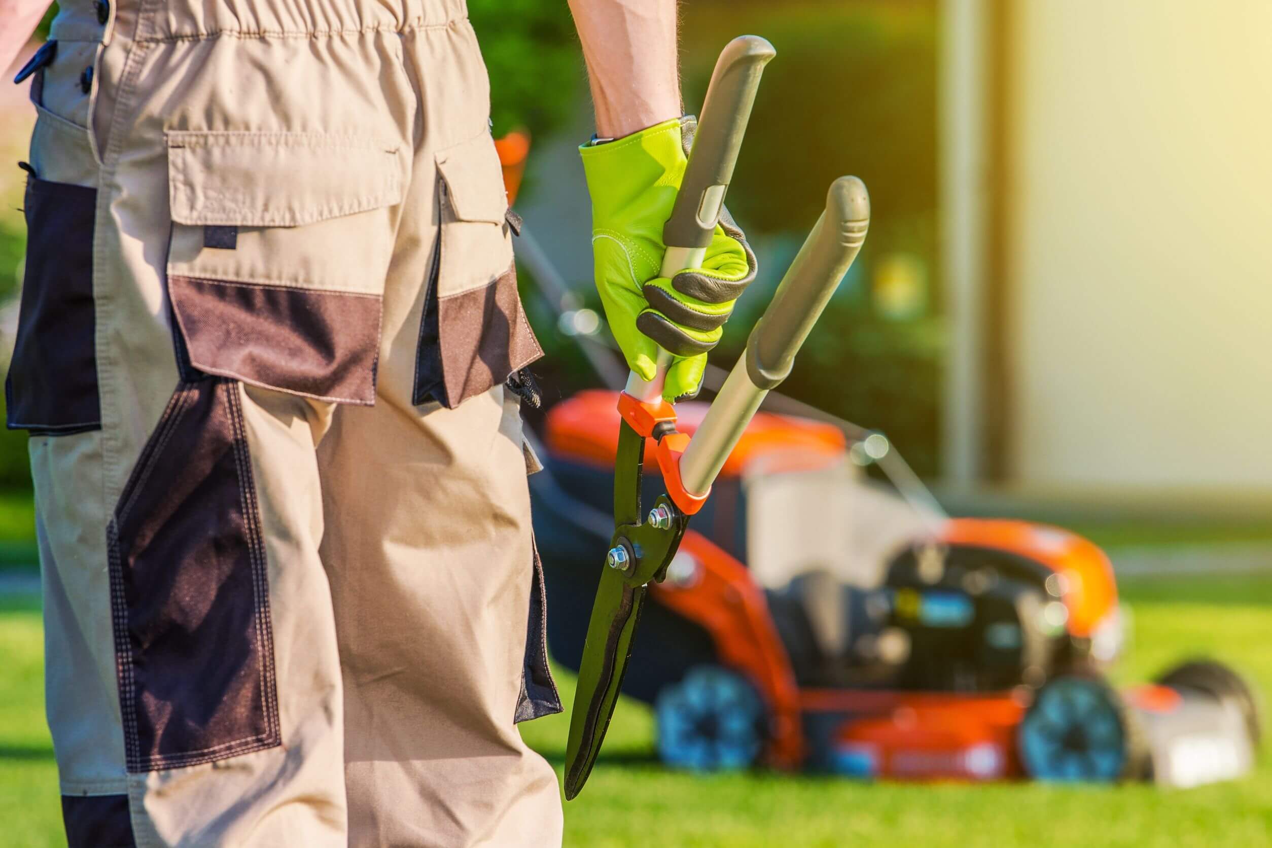 landscaping contractor